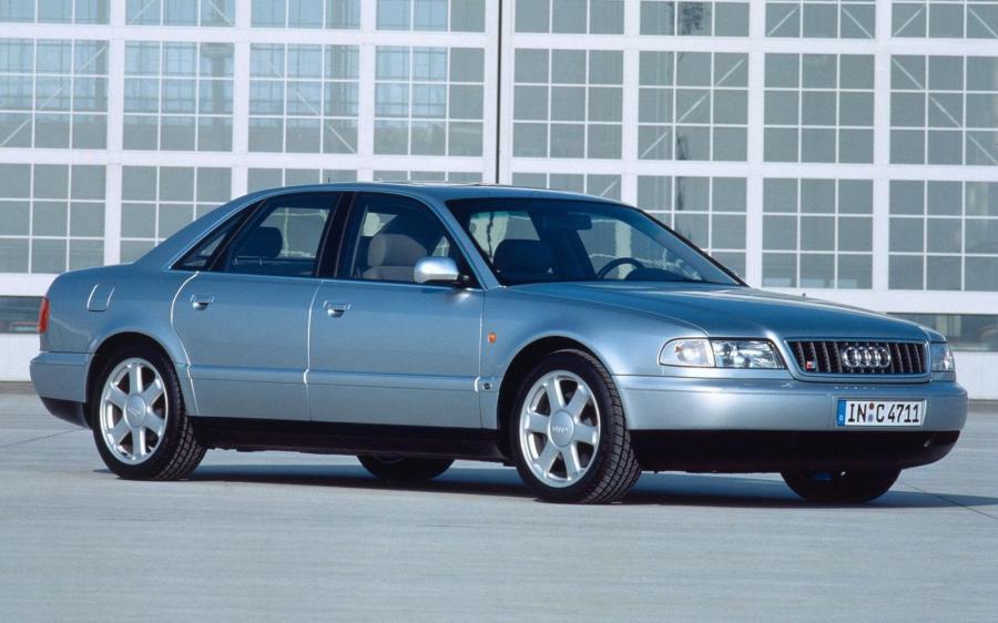 Audi S8 (D2) '1996 - 99